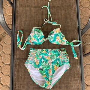 High waisted tropical/Hawaiian bikini - women’s M